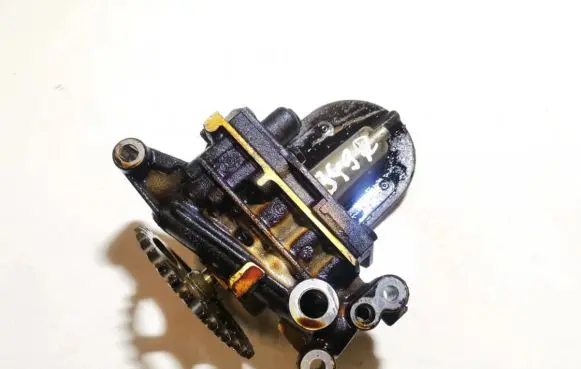 Peugeot 206 Oil pump 9431256021
