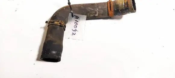 Engine coolant pipe/hose