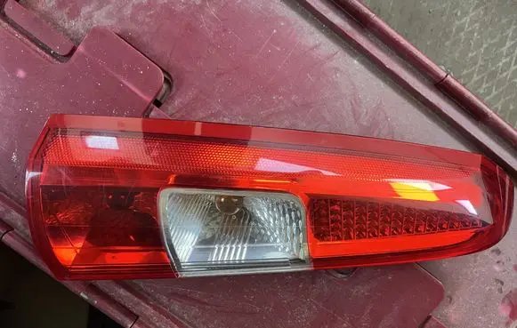Rear/tail lights