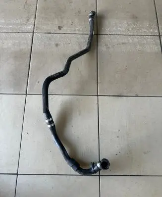 BMW 7 G11 G12 Engine coolant pipe/hose 8573234