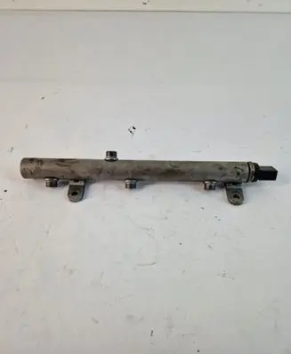 Fuel main line pipe