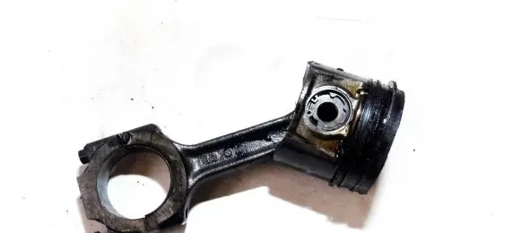 Fiat Punto (188) Piston with connecting rod