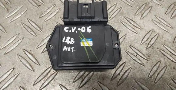 Toyota Corolla Verso E121 Heater blower fan relay 4993002121