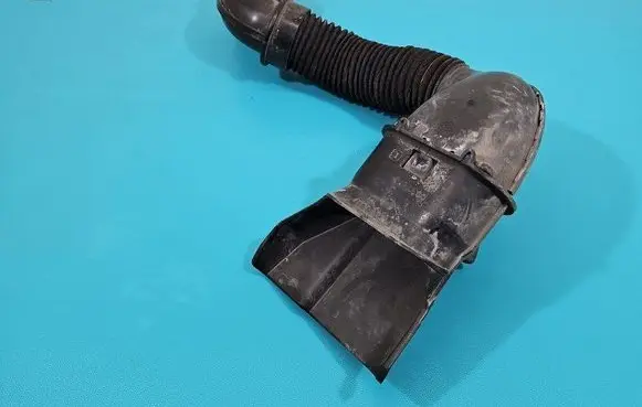 Dacia Sandero Air intake duct part 278608070R IMPRK1442110
