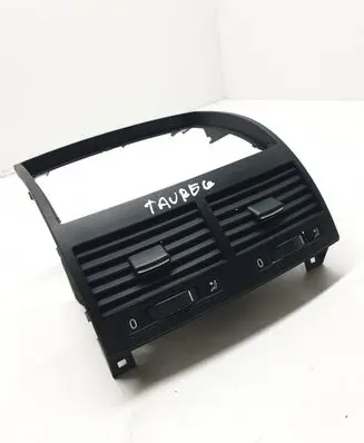 Volkswagen Touareg I Dash center air vent grill 7L6819727AJ