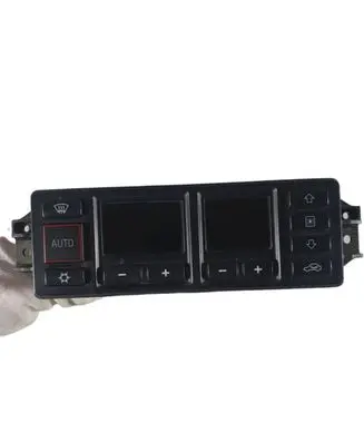 Volkswagen Golf V Climate control unit 8L0820043B 5HB00760800