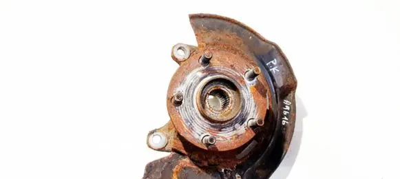 Toyota Verso Front wheel hub