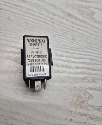 Volvo XC70 Other relay 30667514 5DS00947000 7038900302