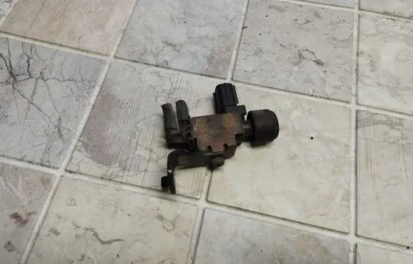 Honda Accord Turbo solenoid valve