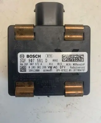 Volkswagen Golf VII Distronic sensor radar 3QF907561D