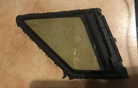 Lexus NX Front door vent window glass four-door 43R00035