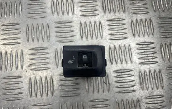 Audi A3 S3 8L Seat heating switch 8L0963564A