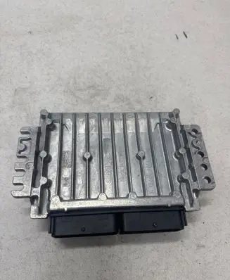 Land Rover Freelander Engine control unit/module NNN000180 5A451520 S108847004