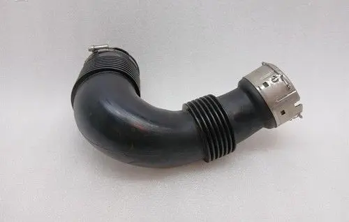 BMW M4 G82 G83 Turbo air intake inlet pipe/hose 8095812