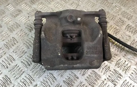 Mercedes-Benz CLA C117 X117 W117 Front brake caliper