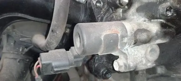 Toyota Yaris Camshaft vanos timing valve 