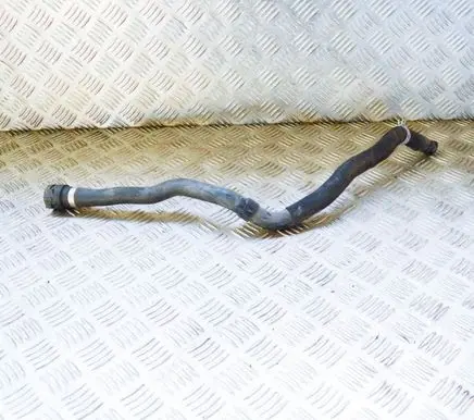 BMW 1 E81 E87 Engine coolant pipe/hose 6951946