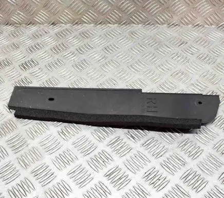 Ford Ranger Intercooler air guide/duct channel WE0115796