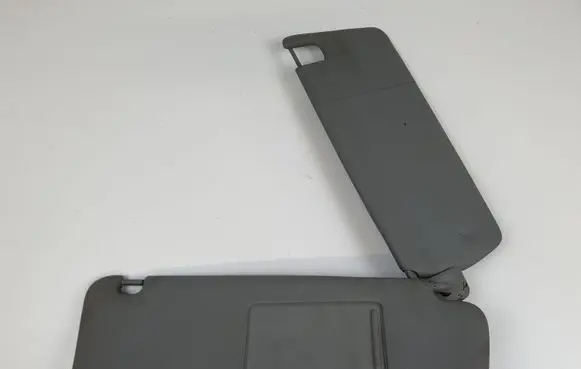 Volkswagen Touareg I Sun visor 7L6857552