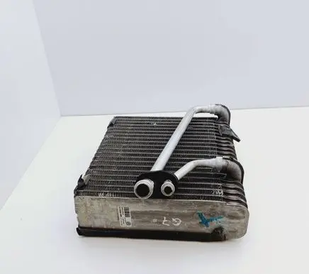 Audi Q7 4L Air conditioning (A/C) radiator (interior) 7L0820102M