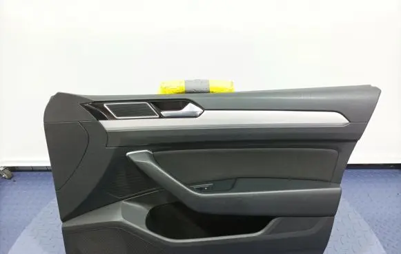 Volkswagen PASSAT B8 Door card panel trim set 