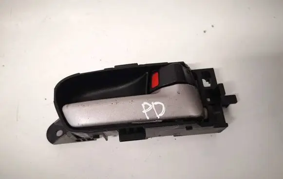 Suzuki Grand Vitara II Front door interior handle 