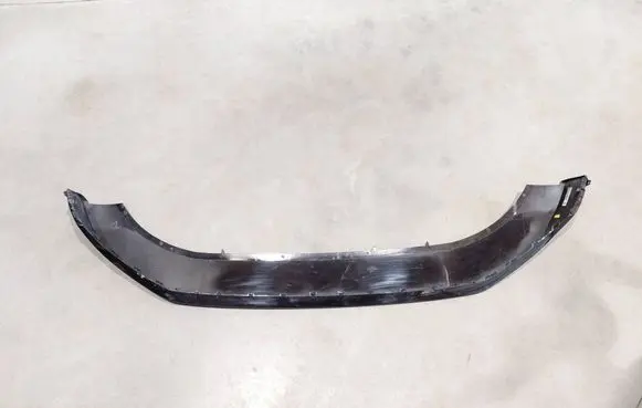 Audi Q6 e-tron Front bumper lip 85H807733A