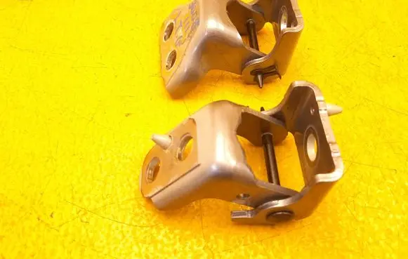Peugeot 3008 III Rear door upper hinge 9850559480 9850559380 9849179280
