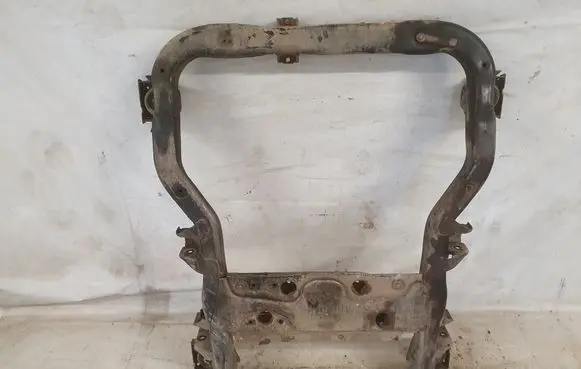 Volkswagen Transporter - Caravelle T5 Front subframe