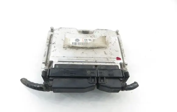 Volkswagen Polo III 6N 6N2 6NF Engine control unit/module 0261206549 030906032AC