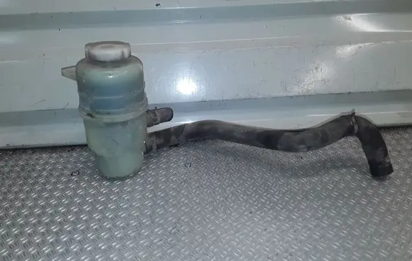 Mitsubishi Outlander Power steering fluid tank/reservoir 