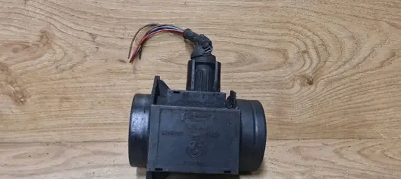 BMW 5 E39 Mass air flow meter 72218400