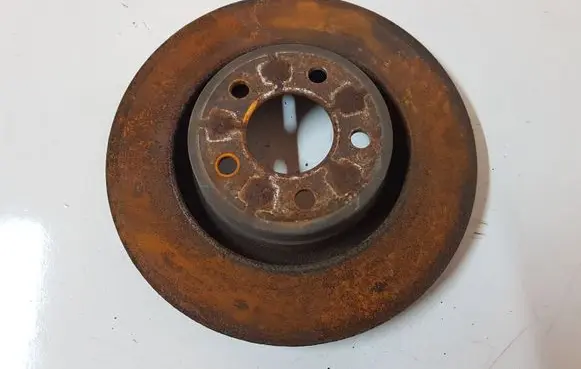 Ford Mustang VI Front brake disc