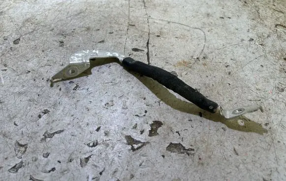 Toyota RAV 4 (XA50) Negative earth cable (battery)