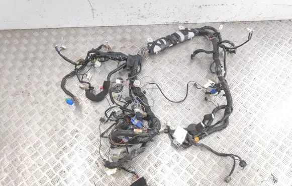 Nissan Pathfinder R50 Engine installation wiring loom 27330C9960 RT1812