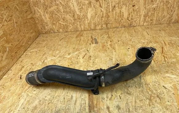 Volvo S60 Intercooler hose/pipe 32249717