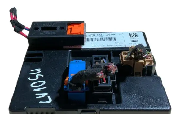 Audi A6 S6 C6 4F Comfort/convenience module 4F0910289B 5DK00876233