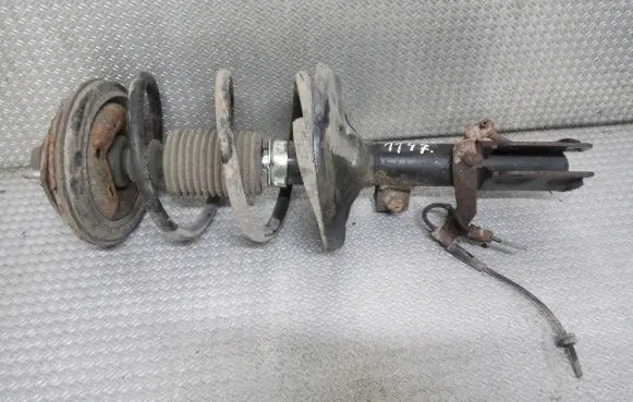 Mitsubishi Grandis Front shock absorber with coil spring