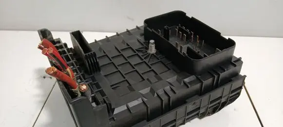 Audi A3 S3 8P Fuse box set 1K0937125D
