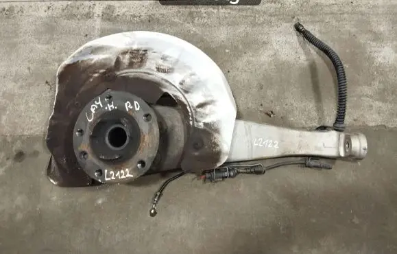 Porsche Cayenne (92A) Front wheel hub 7P0407246A