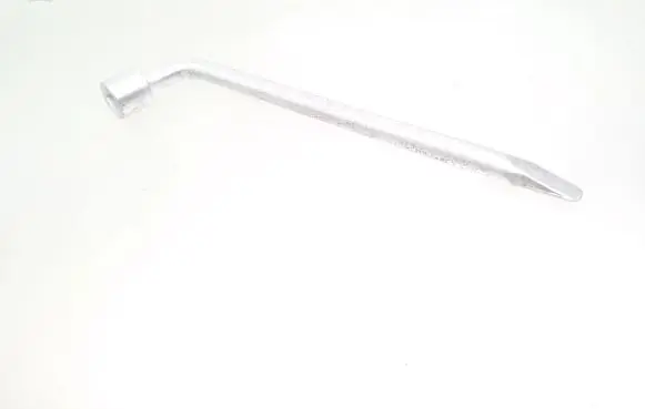 Toyota GT 86 Wheel nut wrench 