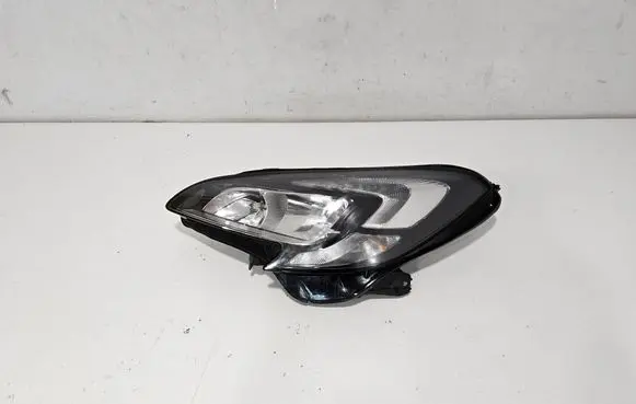 Opel Corsa E Headlight/headlamp 39108226 1EF011830 1EF01183005