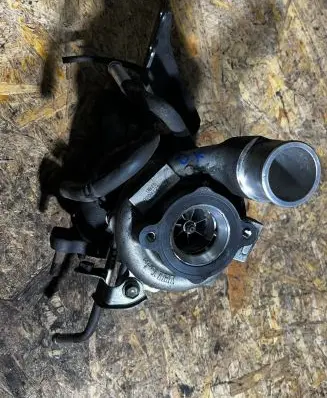 Lexus IS 220D-250-350 Turbo 1720126010 070412524n Vb15