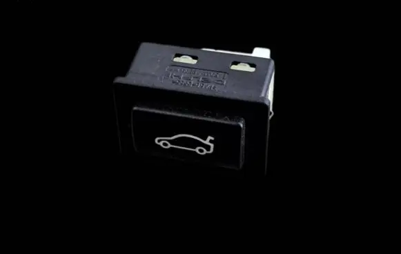 BMW 5 E60 E61 Tailgate opening switch 6921846 04080K