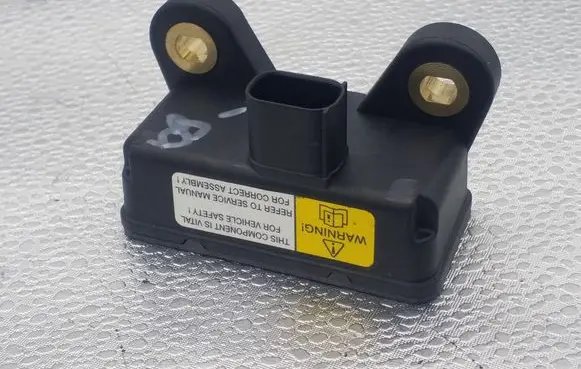 Ford Focus ESP acceleration yaw rate sensor 10170106483 GW79A21FGF 09W043