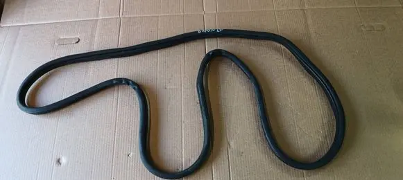 Hyundai Bayon Front door rubber seal 