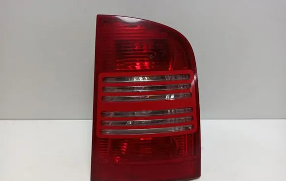 Skoda Octavia Mk1 (1U) Rear/tail lights 1U9945096B