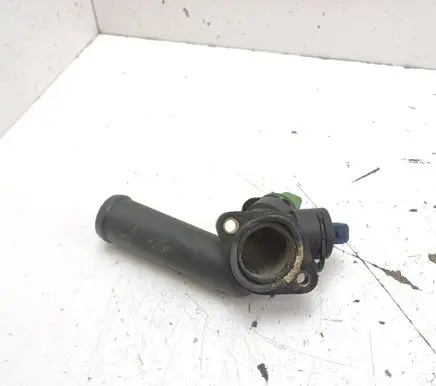 Volkswagen Transporter - Caravelle T4 Engine coolant pipe/hose 074121133D
