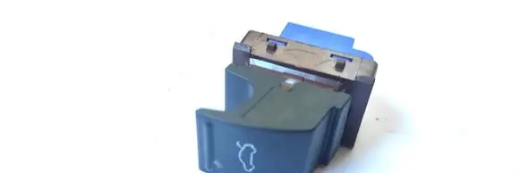 Volkswagen PASSAT B7 Tailgate opening switch 3AA959831