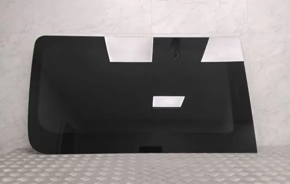 Rear door window glass